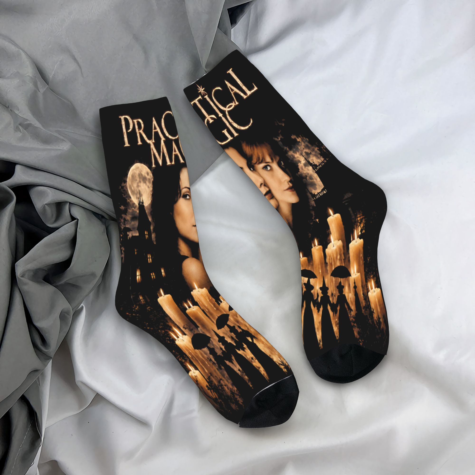 Men'S Accessories Gift Ideas - 実用的な魔法、魔術、ゴシック、オカルト、神秘的なデザインのハロウィーンソックス。男性・女性向け。暖かく快適で、最高のギフトに最適。