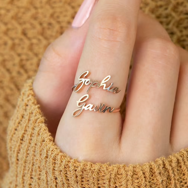 Men Accessories For Wedding - カスタムダブルネームリング女性男性用パーソナライズされたカップルリングステンレス鋼ジュエリーカスタマイズされたハートリングウェディングギフト 2026