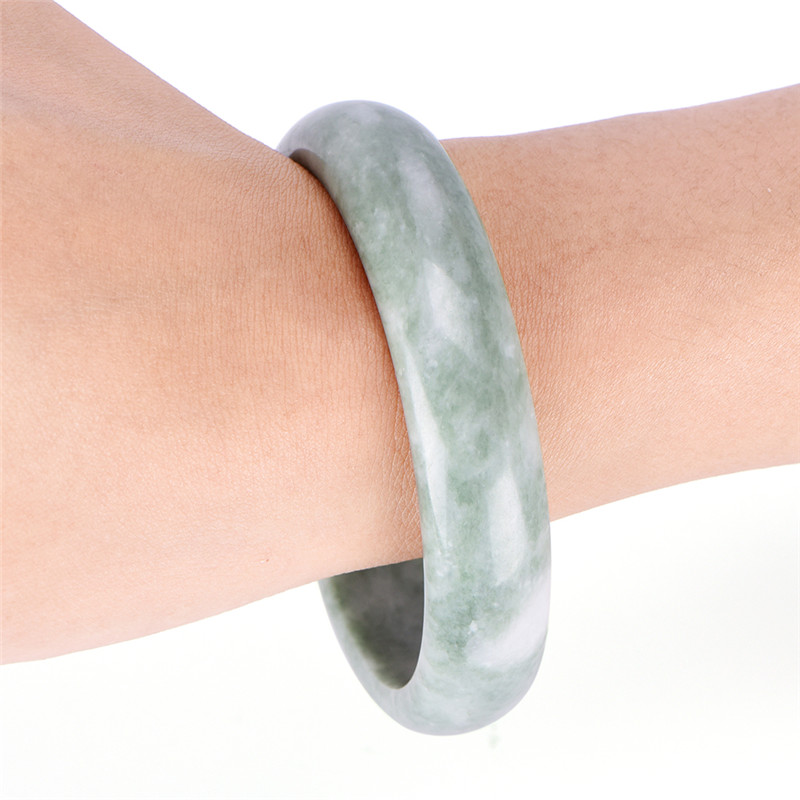 自然の緑のヒスイバングルジュエリーファッションアクセサリー彫 - Men Accessories For Hand のレビューと価格