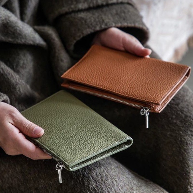 レザーパスポートホルダーカバーケース防水旅行クレジットカード - Men'S Accessories Case のレビューと価格