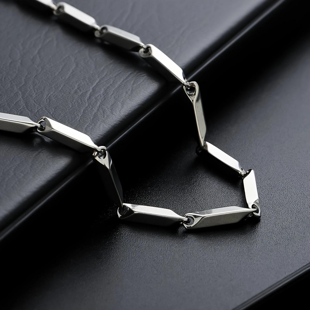 シルバーカラーの曲線クロスステンレススチールペンダントネック - Men'S Accessories Jewelry Brands のレビューと価格